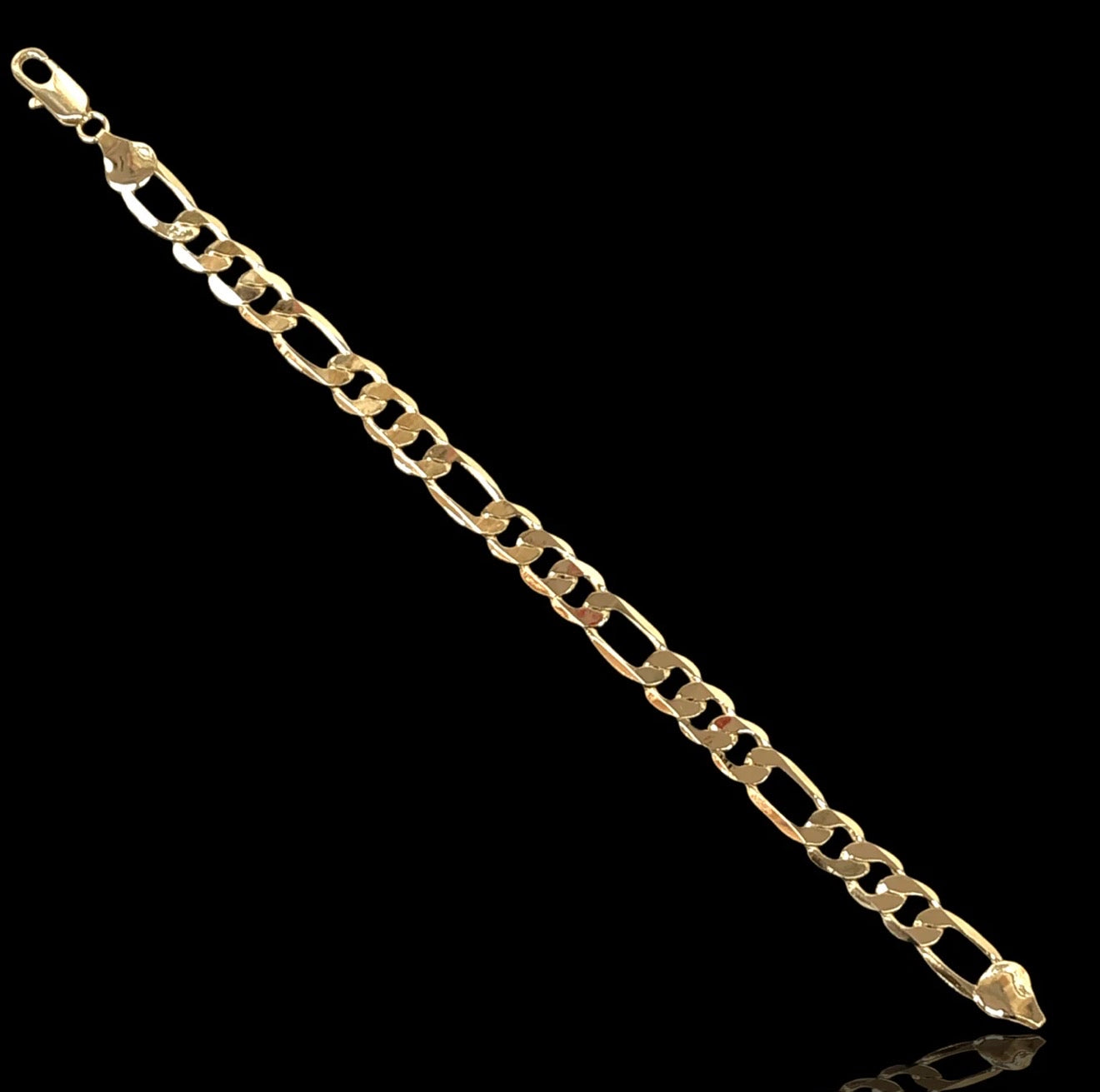 Bold Figaro Bracelet – 8.8mm Gold Filled ◈ Pulsera Oro Laminado